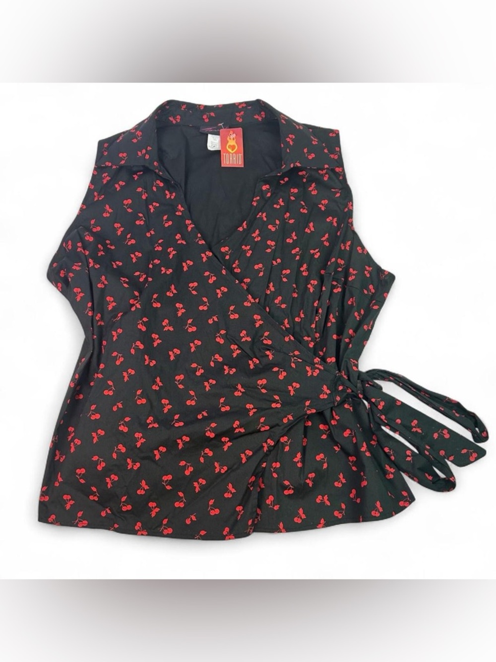 Vintage Y2K Torrid Black Cherry Print Collared Sleeveless Wrap Top Size 4X New